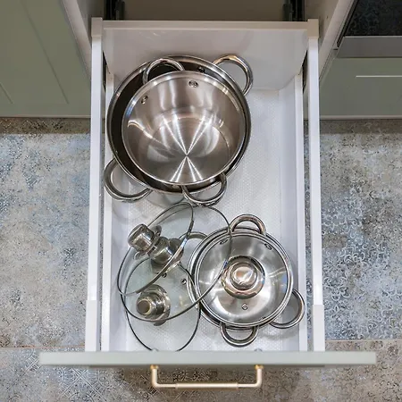 Solec 79a Prywatne Mieszkanie Z Oddzielna Sypialnia I Prywatnym Miejscem Parkingowym Samodzielne Zameldowanie! Self Check-in System! *